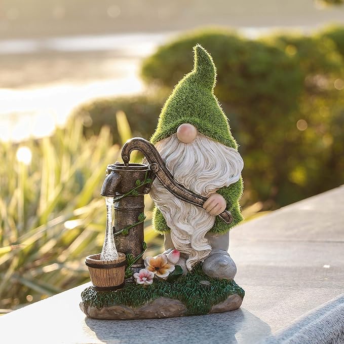 TERESA'S COLLECTIONS Resin Garden Gnomes Decor with Solar Lights, Fathers Gifts, Green Outdoor Decorations for Porch Patio, Gifts for Dad and Mom，Outdoor Garden Decor Ornaments for Outside, 10"