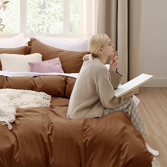 Bedsure Brown Duvet Cover King Size - 3 Pieces Prewashed Cotton-Like Extra Soft Bedding Set, Includes 1 Duvet Cover 104x90 Inches with Zipper Closure & 2 Pillow Shams, Comforter Not Included