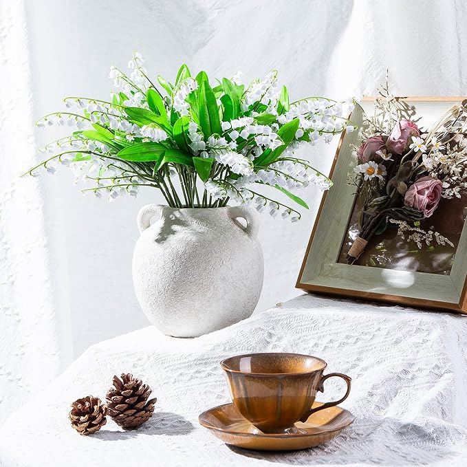 Ceramic Flower Vase, Porcelain Vases, 6 Inch Vintage Terracotta Vase with Hadle for Home Decor, Decorative Farmhouse Vase for Home Decor, Living Room, Shelf Decor, Farmhouse, Table, Lyeec