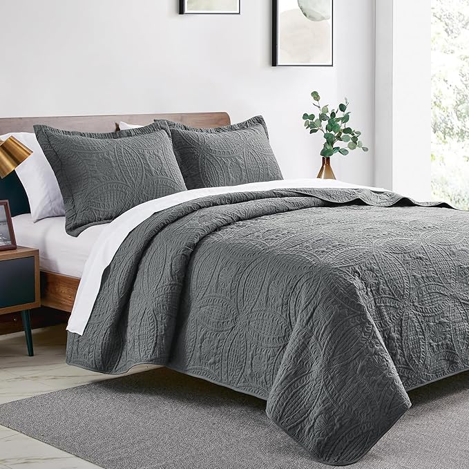Love's cabin Twin Quilt Set Dark Grey Bedspreads Bedding Set - Soft Bed Lightweight Bedspread Comforter - Modern Style Coin Pattern Coverlet for All Season - 2 Pieces (1 Quilt, 1 Pillow Sham)