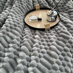 UKELER Sherpa Bed Blankets 80 × 90 inch, Ultra Soft Queen Size Throw Blanket for All Season, 470 GSM Cozy Plush Striped Fleece Blanket for Bedroom Living Room Dorm Hostel Sofa Camping, Off White