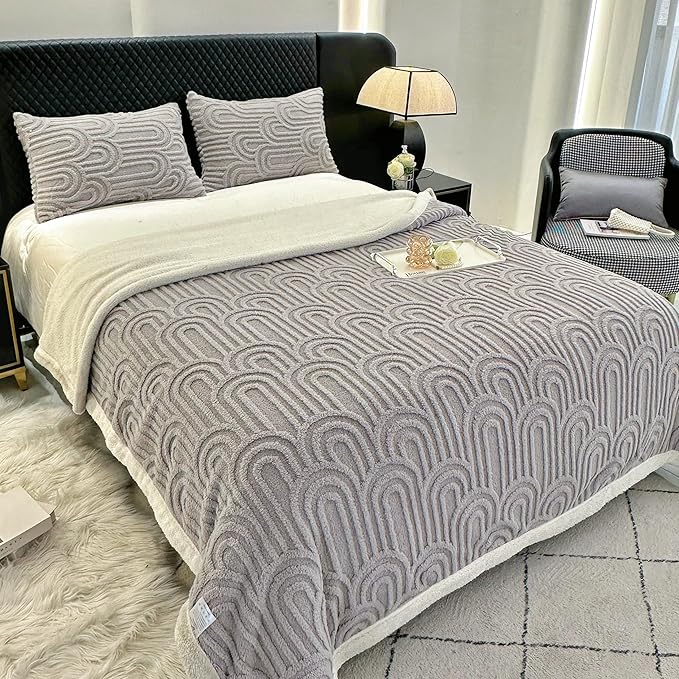 UKELER Sherpa Bed Blanket 80 × 90 inch, Ultra Soft Queen Size Throw Blanket for All Season, Cozy Plush Arch Fleece Blankets for Bedroom Living Room Dorm Hostel Sofa Camping, Grey