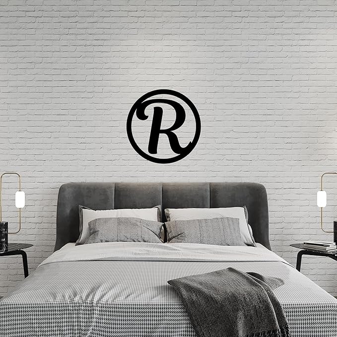 Initial Decor for Wall ACM Metal Initial Sign for Home Outdoor Decoration Wall Decor Monogram Door Wreath, Round Letter Monogram Door Hanger, Dorm (Magnoli Font, 18")