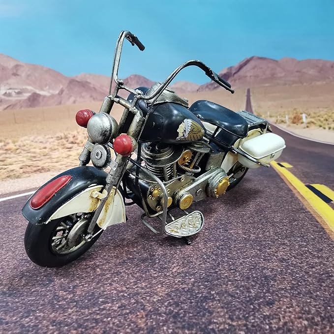 Collectible Vehicles Vintage Motorcycle Model Decoration Iron Motorcycle Miniature Sculpture for Table Book Shelf Decor Gift