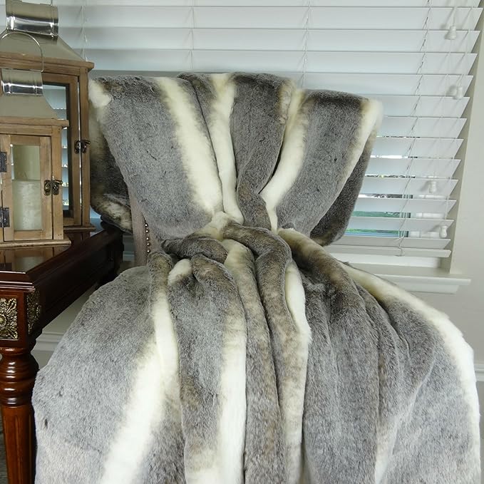 Tissavel Chinchilla Faux Fur Throw Blanket & Bedspread - Chinchilla Faux Fur - Gray Ivory Chinchilla Fur Throw - Luxury Soft Fur, Handmade in USA, 16444