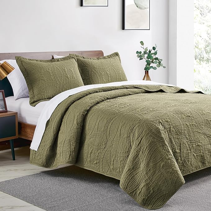 Love's cabin Quilts for Queen Bed Green Bedspreads Bedding Set - Summer Lightweight Bedspread Comforter - Coin Pattern Bedding Coverlet for All Season - 3 Pieces (1 Quilt, 2 Pillow Shams)