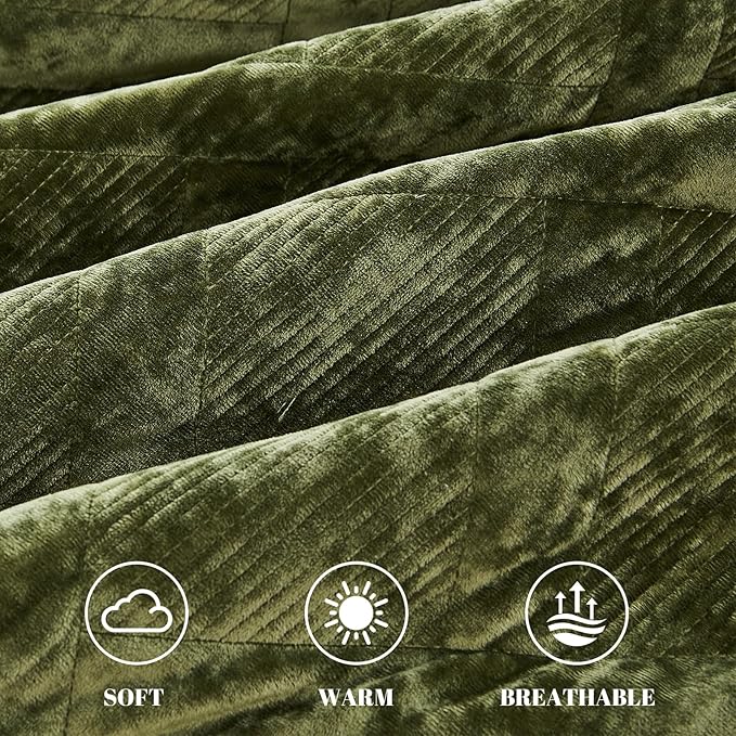 Qucover Velvet King Size Quilt Bedding Set, 106"x98" Oversized King Velvet Quilt and Sham Set, Luxury Quilted Bedspread Coverlet, Ultra Soft Winter Comforter for All Seasons, Olive Green Bedding