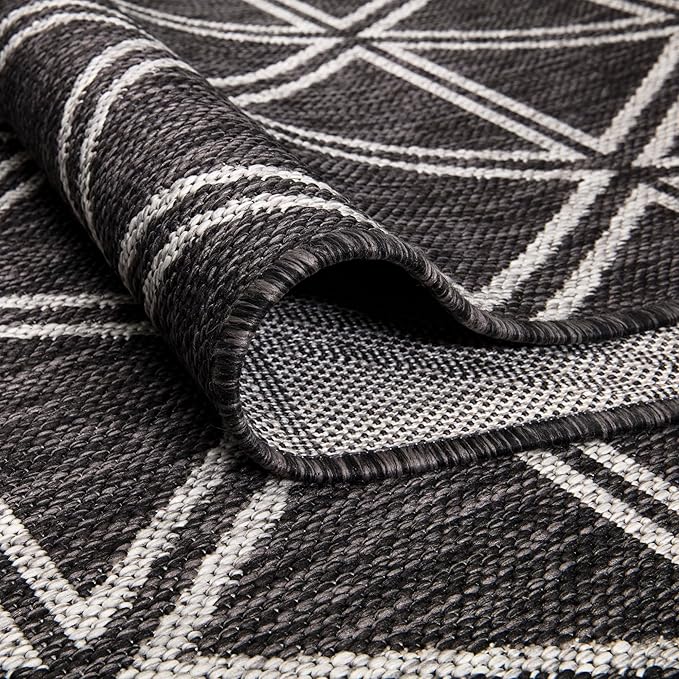 Keen Home Design Outdoor Runner Rug - 2x8 Washable Indoor/Outdoor Rug for Patio, Balcony, Kitchen, Garden, Beach, Deck and Porch. Size: 2'2" x 7'7"