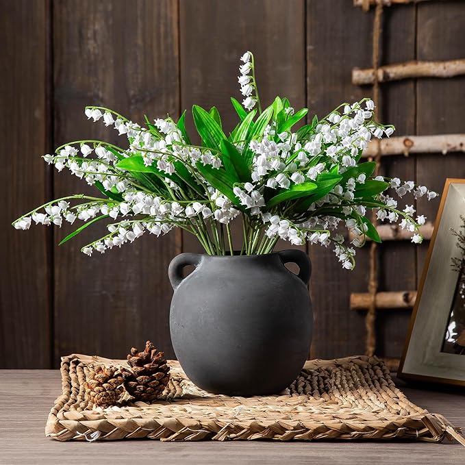 Ceramic Flower Vases, 6 Inch Vintage Terracotta Vases with hadle for Home Decor, Decorative Porcelain Vase, Farmhouse Vase for Home Decor, Living Room, Shelf Decor, Farmhouse, Table, Lyeec