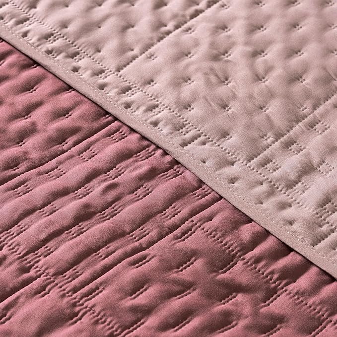 Vianney Queen Comforter Novo Blush Bedding 91x93 Inches Reversible Lightweight Quilt Blanket Soft Cozy All-Season Bedspread in Blush Pink and Pale Pink