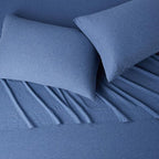 Amazon Basics Cotton Jersey 4-Piece Bed Sheet Set, King, Chambray Blue, Solid