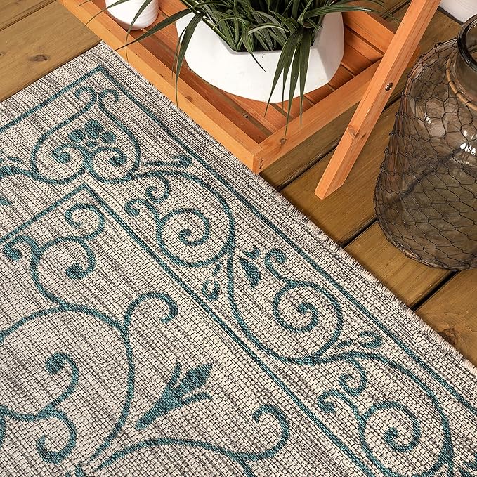 JONATHAN Y Vintage Filigree Indoor Outdoor Round Area Rug 6 Ft Gray/Teal, Charleston Textured Weave for Backyard, Patio, Porch, Easy-Cleaning, High Traffic, Pet-Friendly, Non-Shedding (SMB106E-6R)