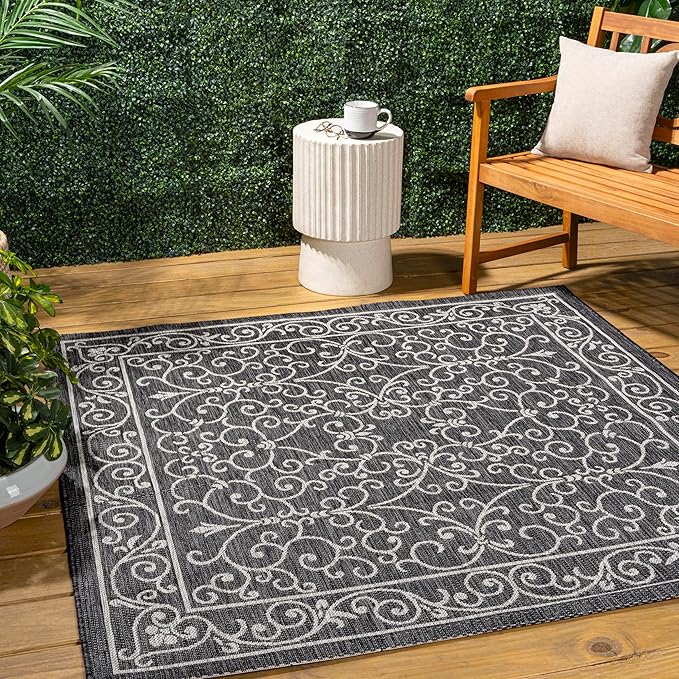 JONATHAN Y Vintage Filigree Indoor Outdoor Square Area Rug 4X4 Black/Gray, Charleston Textured Weave for Backyard, Patio, Porch, Easy-Cleaning, High Traffic, Pet-Friendly, Non-Shedding (SMB106G-4SQ)