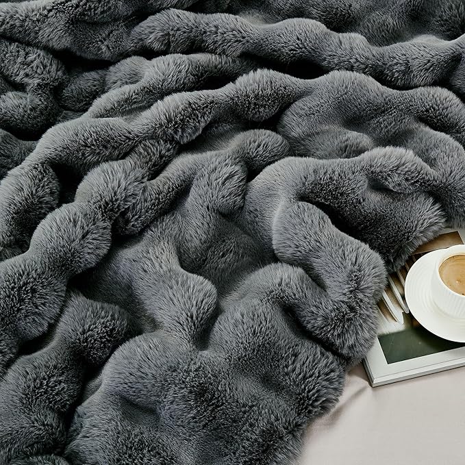 DREAMNINE Large Soft Thick Fuzzy Bubble Faux Rabbit Fur Bed Blanket Queen Size 80" x 90",Reversible Gray Plush Big Warm Shaggy Fluffy Blankets for Sofa, Solid Luxury Cozy Cute Bumpy Furry Blanket,Grey